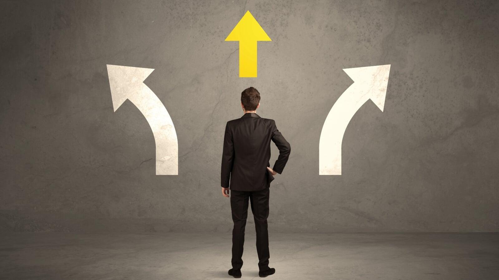 Agamin Agentic AI Retrieval Engine streamlining knowledge search and access.